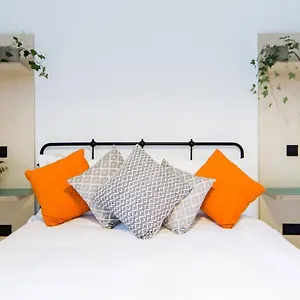 The Plywood Flat, Modern Style In A Traditional Tenement Edinburgh