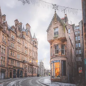 Stylish & Charming Retreat For 2- Centre! Edinburgh